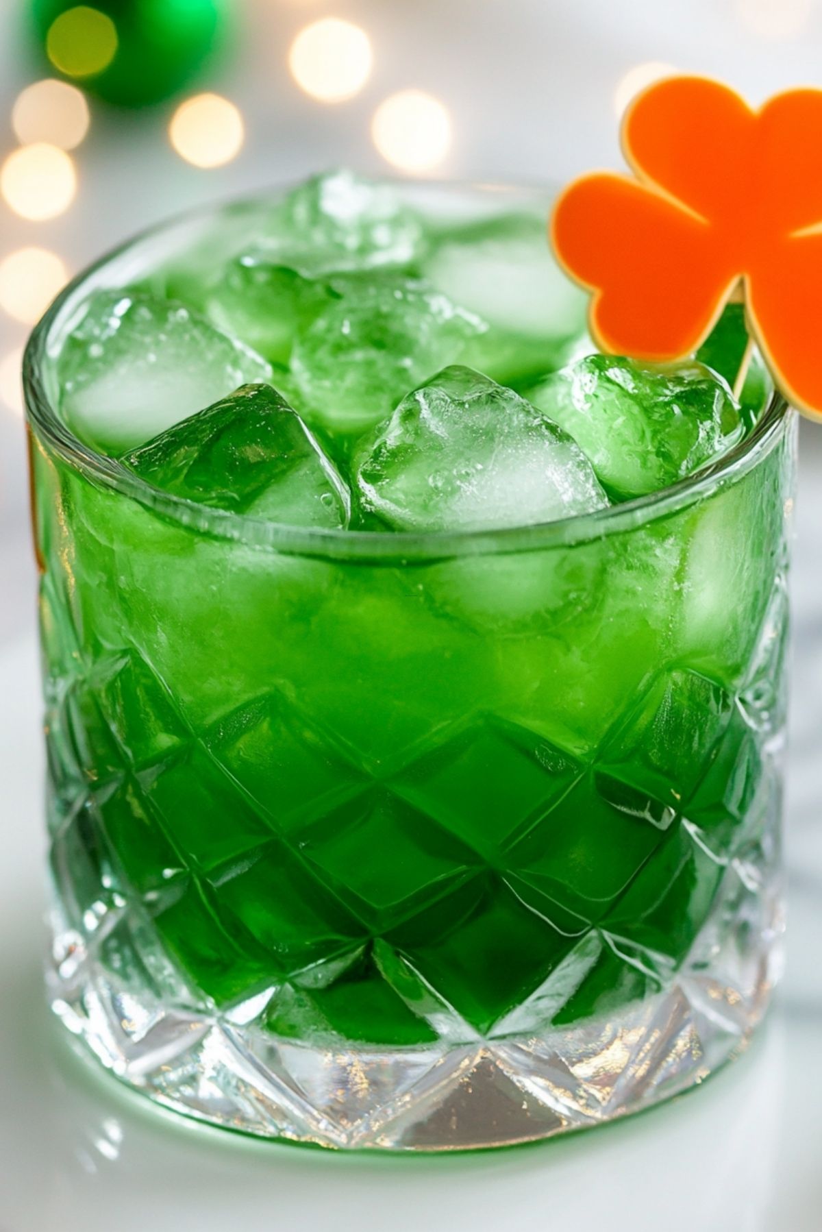 Drunk Leprechaun: The Cocktail That Brings the Party
