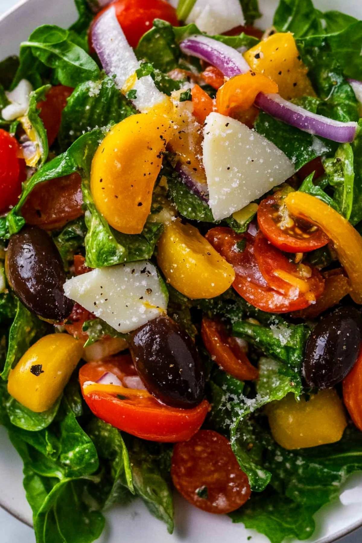 Copycat Olive Garden Salad: A Fresh and Flavorful Favorite Right at Home