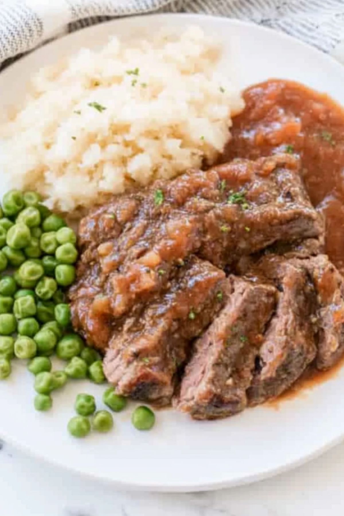 Crockpot Cubed Steak: The Easiest Comfort Food You’ll Ever Make