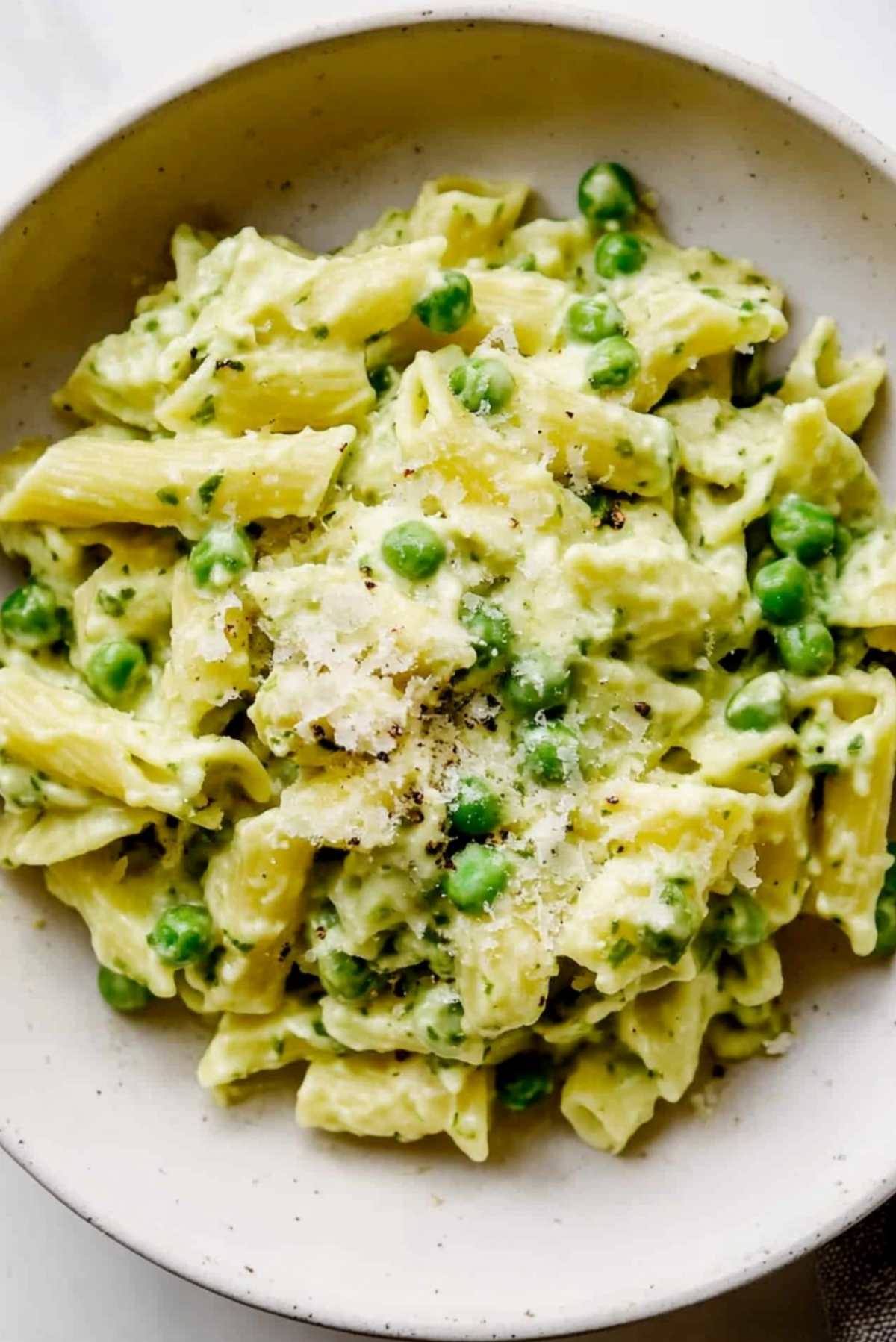 Creamy Ricotta Pea Pasta: A Delightfully Simple Yet Flavorful Dish