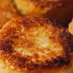 Easy Crispy Pan-Fried Mashed Potato Cakes 5 Easy Crispy Pan-Fried Mashed Potato Cakes