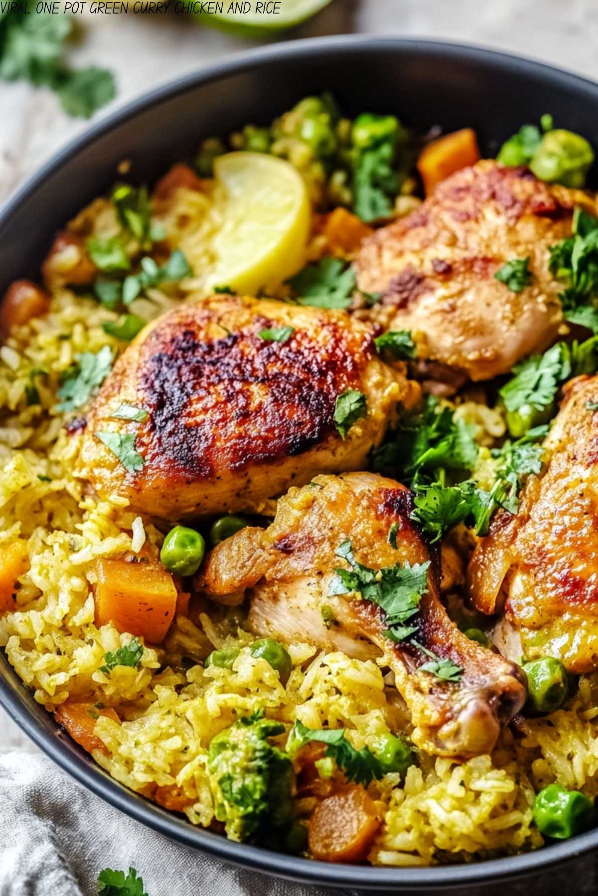 VIRAL ONE POT GREEN CURRY CHICKEN AND RICE