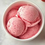 5-Minute Healthy Strawberry Frozen Yogurt 5 5-Minute Healthy Strawberry Frozen Yogurt