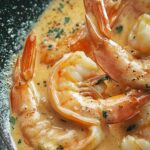 Creamy Garlic Shrimp (15 mins) 5 Creamy Garlic Shrimp (15 mins)