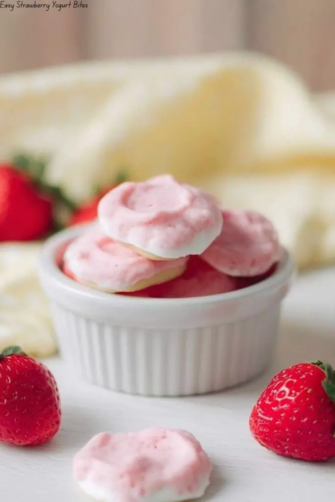 Easy Strawberry Yogurt Bites