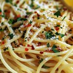 Summer’s Simplest Spaghetti Aglio e Olio