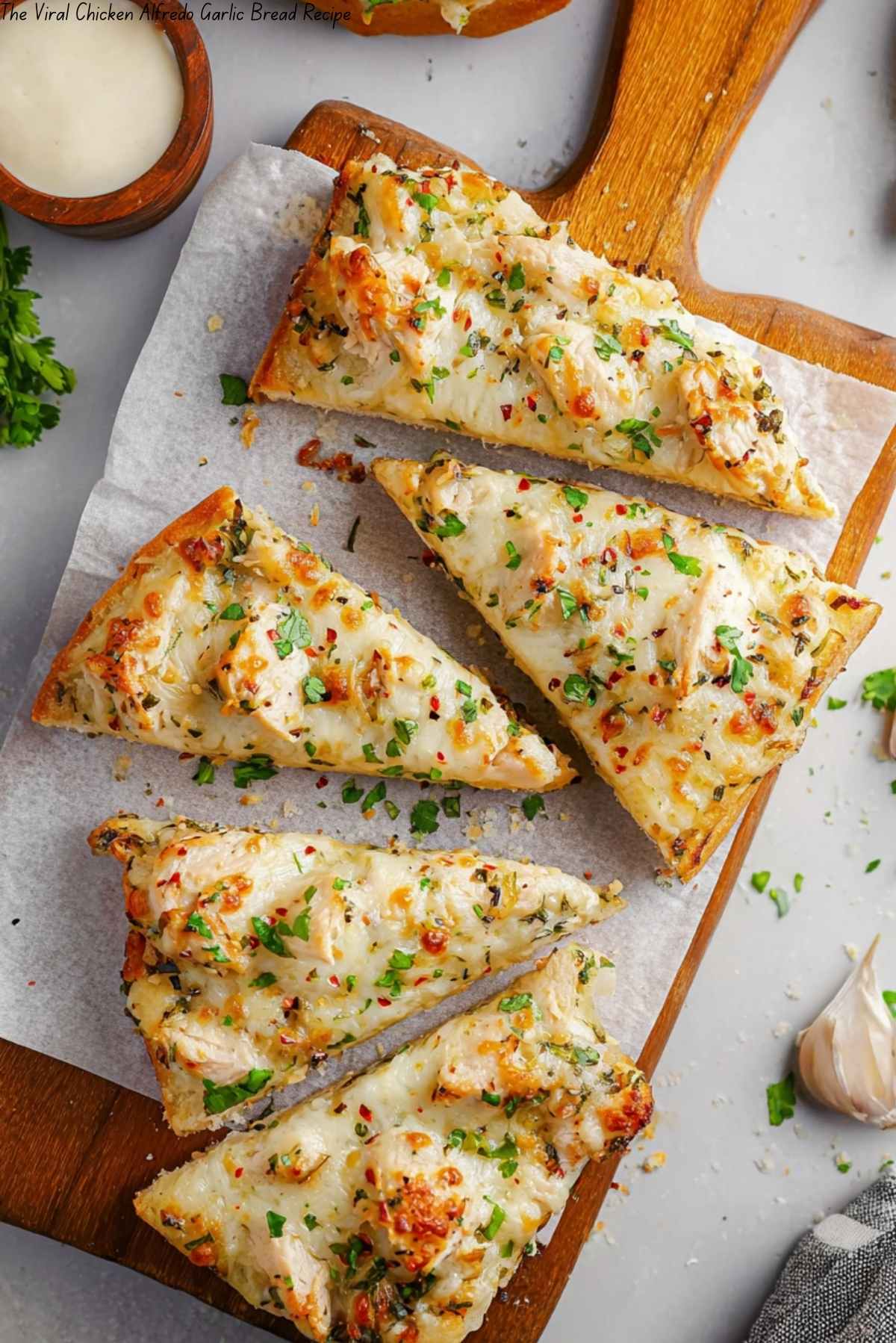 The Viral Chicken Alfredo Garlic Bread Recipe
