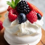 Christmas Mini Pavlovas