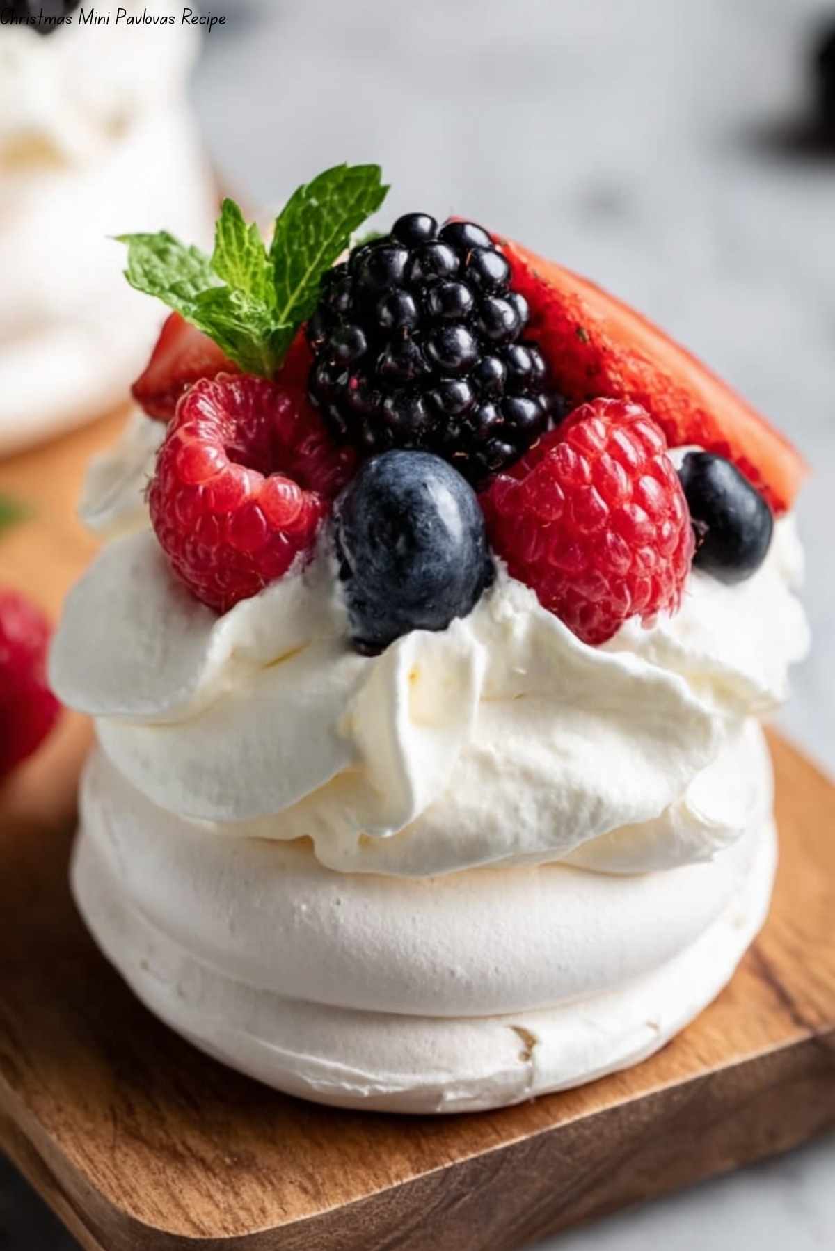 Christmas Mini Pavlovas