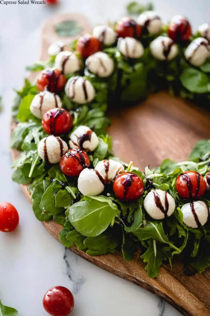 Caprese Salad Wreath 4 Caprese Salad Wreath