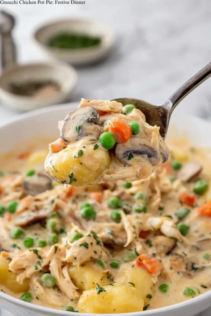 Gnocchi Chicken Pot Pie: Festive Dinner 4 Gnocchi Chicken Pot Pie: Festive Dinner