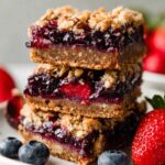 Healthy Berry Streusel Bars Recipe
